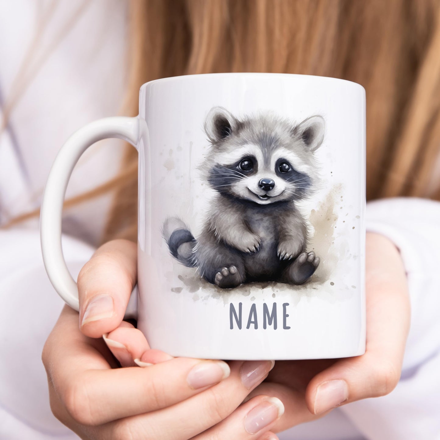 Waschbär Tasse personalisierte Kindertasse mit Namen Waschbärtasse Namenstasse süßes Kinder Geschenk für Jungen & Mädchen Kaffeetasse Teetasse aus Keramik 330 ml (Waschbär)