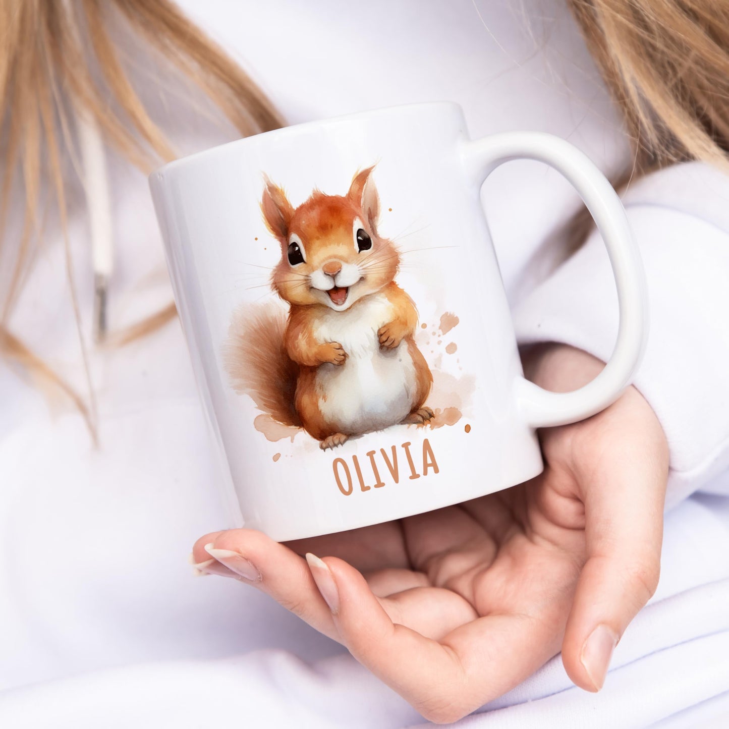 Eichhörnchen Tasse personalisierte Kindertasse mit Namen Eichhörnchentasse Namenstasse süßes Kinder Geschenk für Jungen & Mädchen Kaffeetasse Teetasse aus Keramik 330 ml