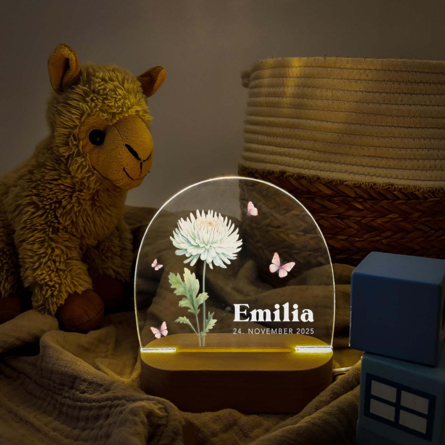 Geburtsgeschenk Mädchen Nachtlicht Baby personalisiert Monatsblume Geschenk zur Geburt Nachtlampe inkl. Holzfuß & Netzteil | November