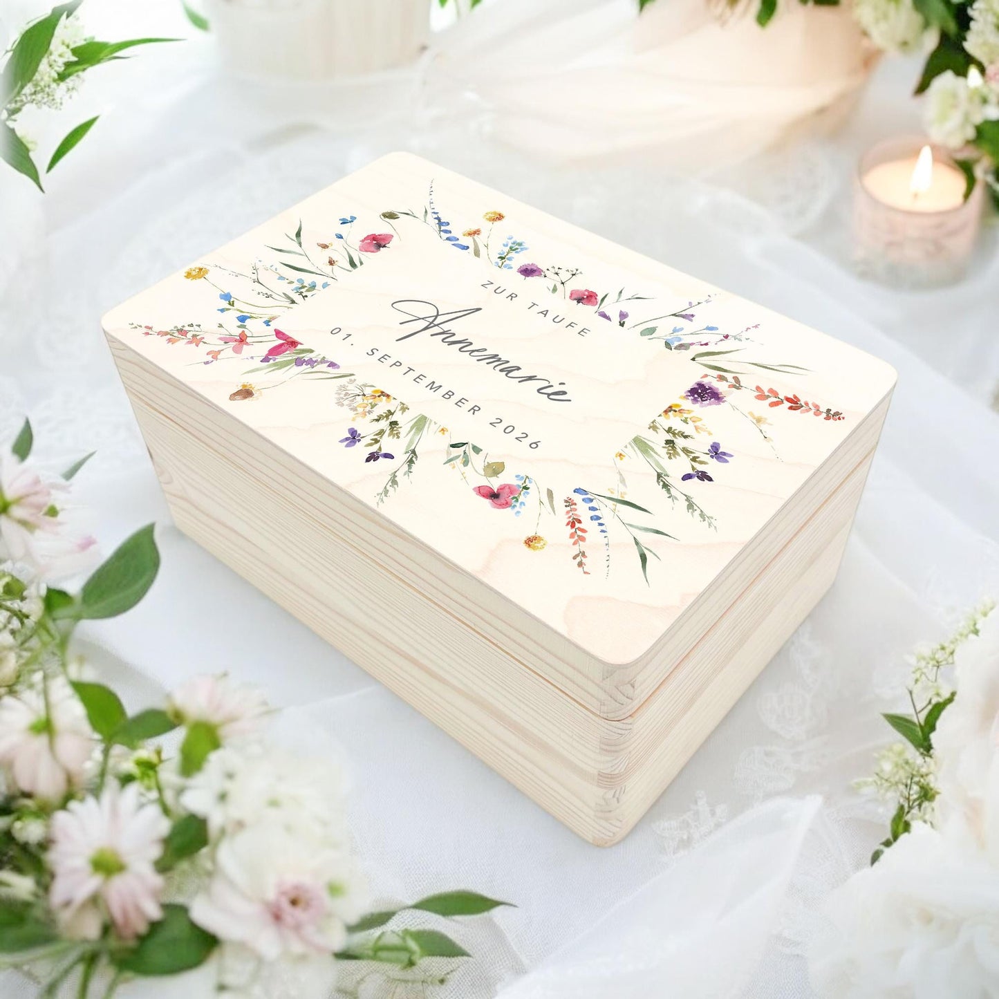 Erinnerungskiste Taufe Geschenk personalisiertes Taufgeschenk Mädchen Wildblumen Taufbox Holzkiste mit Deckel Holzbox 30x20x13 cm