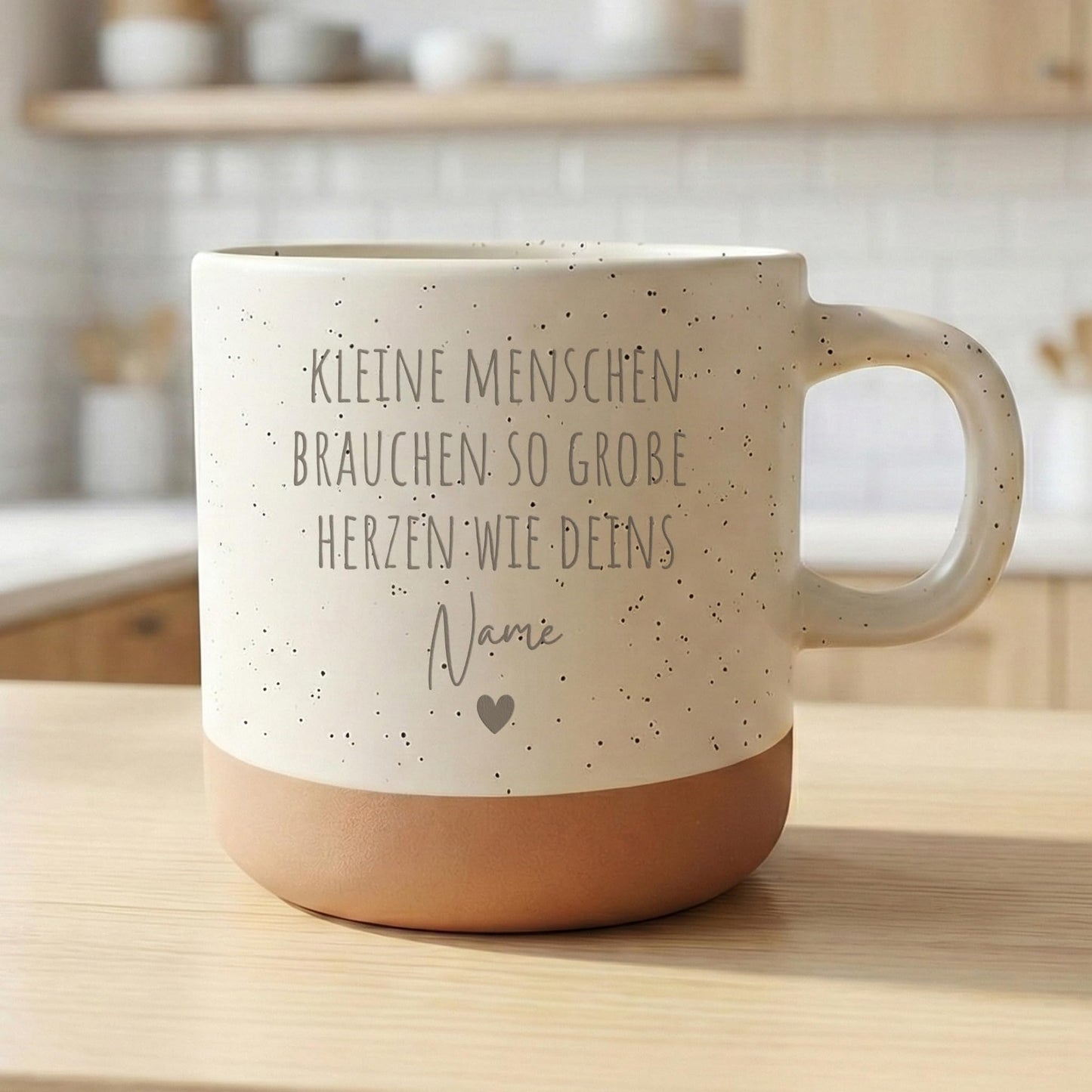 Abschiedsgeschenk Erzieherin Steingut Tasse personalisiert Kleine Menschen brauchen so große Herzen wie deins Geschenk zum Abschied