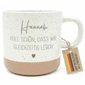 Voll schön dass wir gleichzeitig leben Steingut Tasse personalisiert mit Gravur Lieblingsmensch BFF Geschenk Bestie Herzensmensch