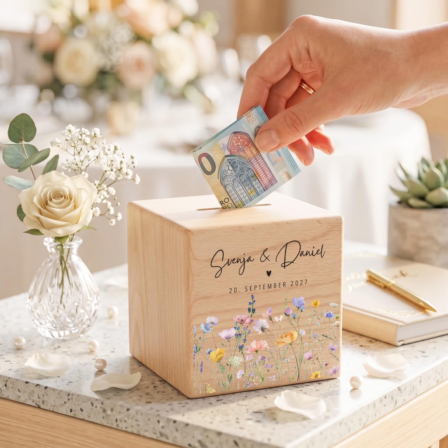 Geldgeschenk zur Hochzeit personalisierte Spardose aus Holz Hochzeitsgeschenk für Brautpaar Geld Geschenk