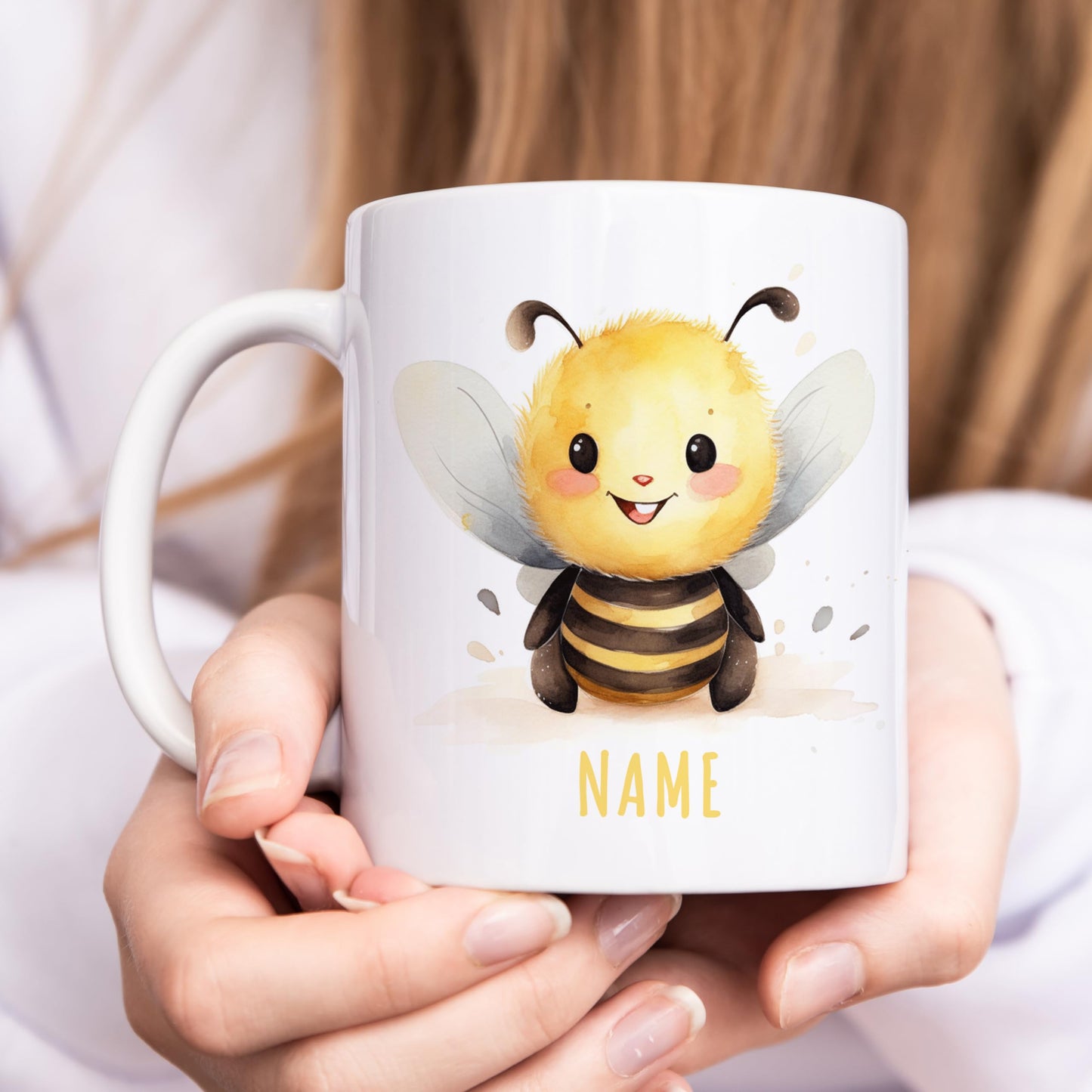 Biene Tasse personalisierte Kindertasse mit Namen Bienentasse Namenstasse süßes Kinder Geschenk für Jungen & Mädchen Kaffeetasse Teetasse aus Keramik 330 ml