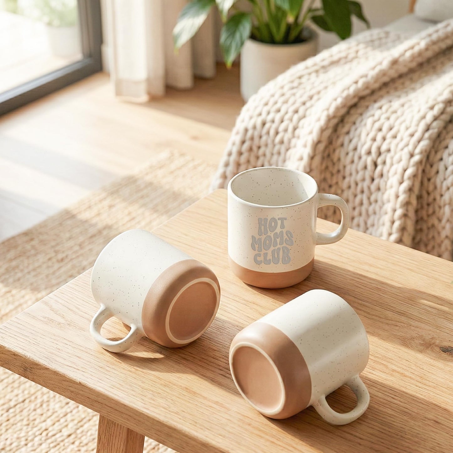 Hot Moms Club Mama Steingut Tasse Muttertagsgeschenk mit Gravur Sohn Tochter Mutter Geschenk zum Muttertag Kaffeebecher Kaffeetasse