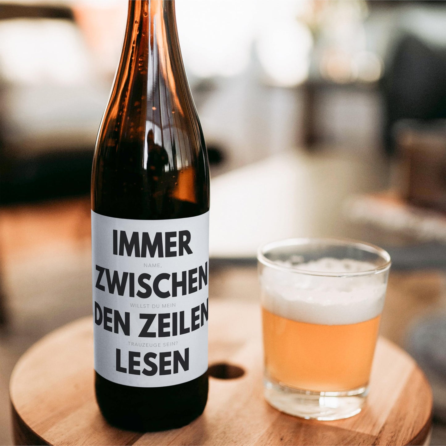 Willst du mein Trauzeuge sein Mann Bierflaschen Etikett personalisiert lustiges Bier Geschenk Trauzeuge fragen Flaschenetikett Bieretiketten 2 Stück | 9x9 cm