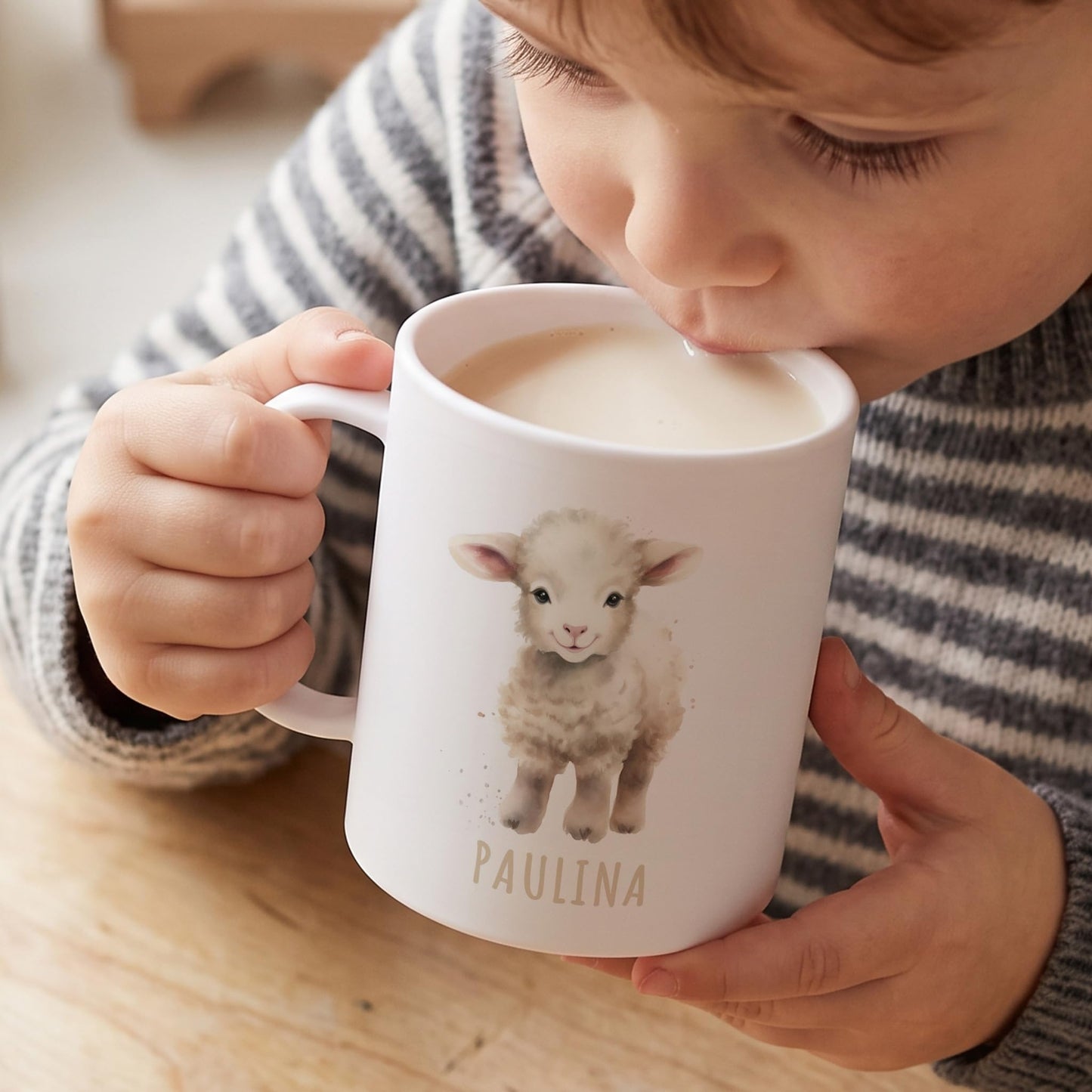 Bruchsichere Kindertasse leichte Kunststoff Tasse mit Henkel für Kindergarten, Schaf