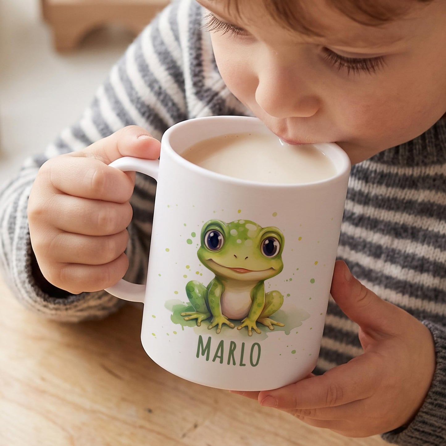 Bruchsichere Kindertasse leichte Kunststoff Tasse mit Henkel für Kindergarten, Frosch
