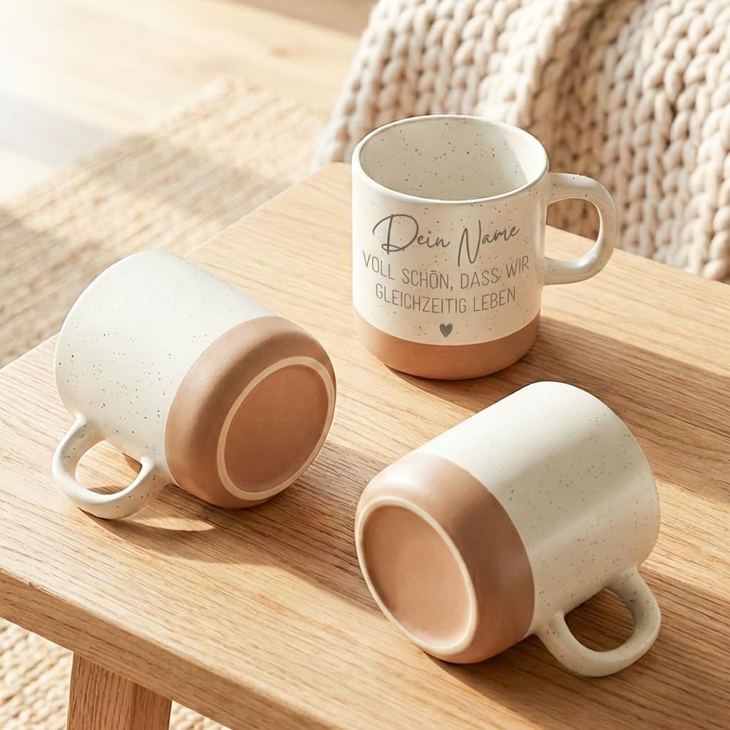 Voll schön dass wir gleichzeitig leben Steingut Tasse personalisiert mit Gravur Lieblingsmensch BFF Geschenk Bestie Herzensmensch