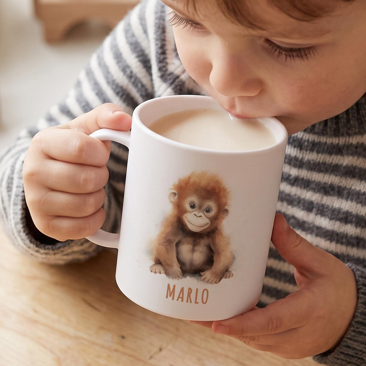 Bruchsichere Kindertasse leichte Kunststoff Tasse mit Henkel für Kindergarten, Affe