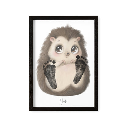 Baby Fußabdruck Bild Igel Fußabdrücke Personalisiert Babygeschenk zur Geburt Geschenk Kleinkind Kinderzimmerdeko (Ohne Farbe)