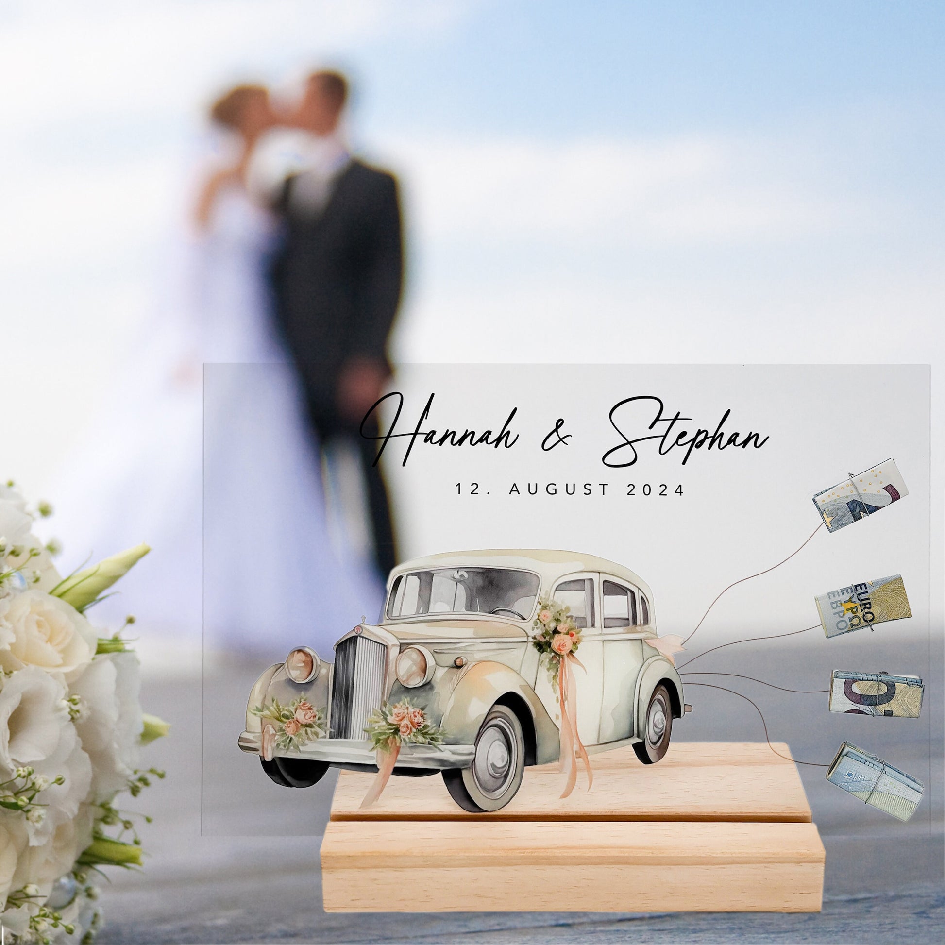 Geldgeschenk Hochzeit personalisiert Acrylglas Bild mit Auto Hochzeitsgeschenk Geld Geschenk für Brautpaar 20x30 cm inkl. Holzfuß