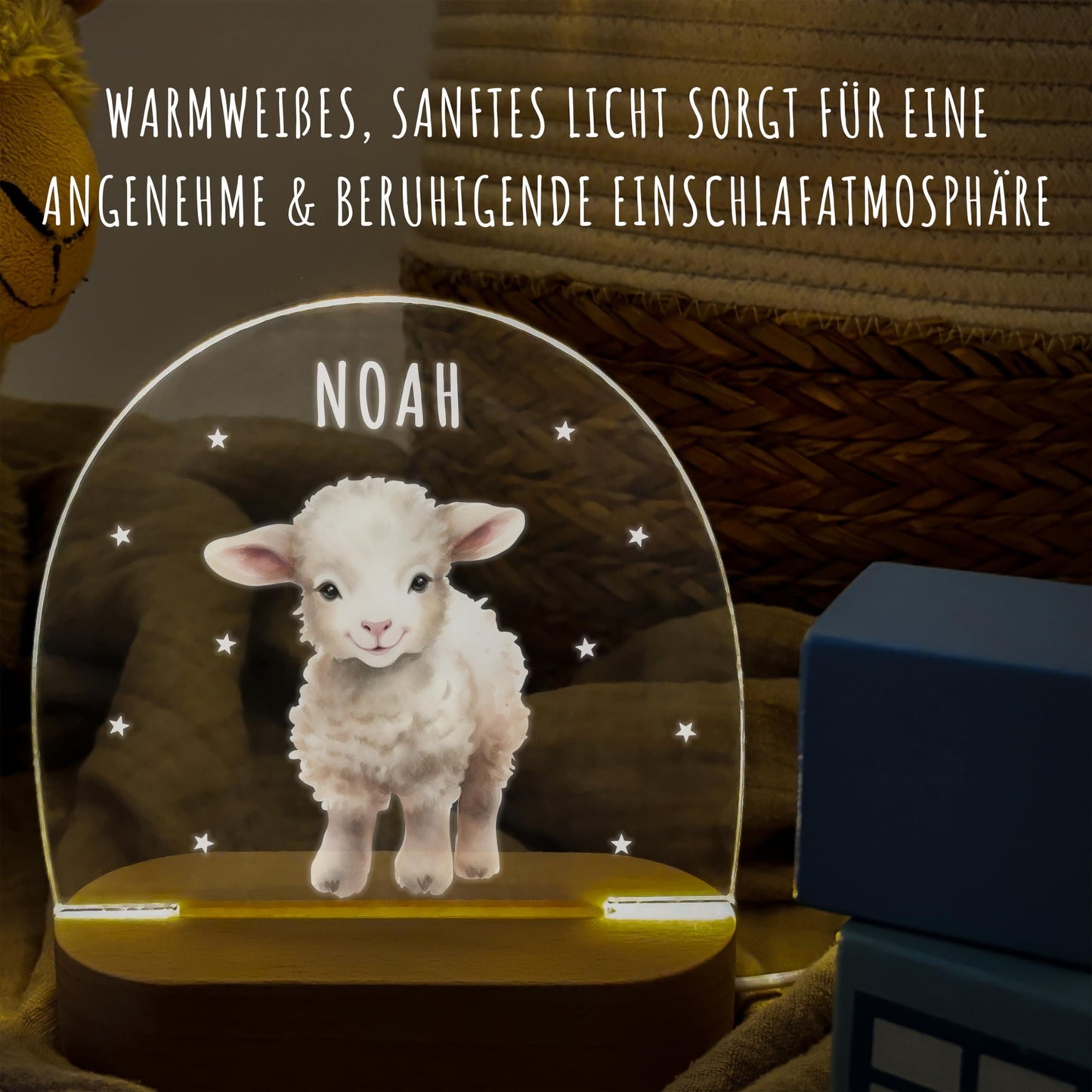 Nachtlicht personalisiert für Kinder & Baby Schaf Babyzimmer Deko Kinderzimmer Nachtlampe Mädchen Jungen Inkl. Holzfuß und Netzteil