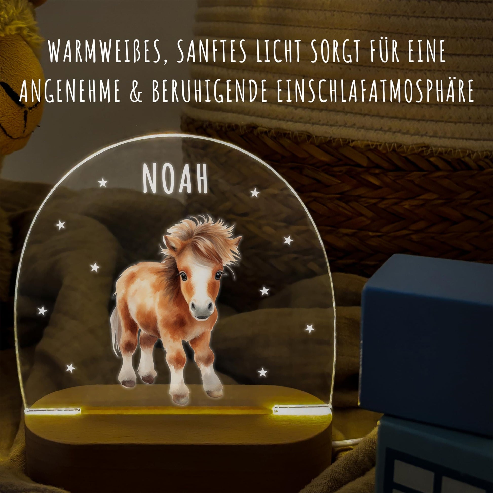 Nachtlicht personalisiert für Kinder & Baby Pferd Babyzimmer Deko Kinderzimmer Nachtlampe Mädchen Jungen Inkl. Holzfuß und Netzteil