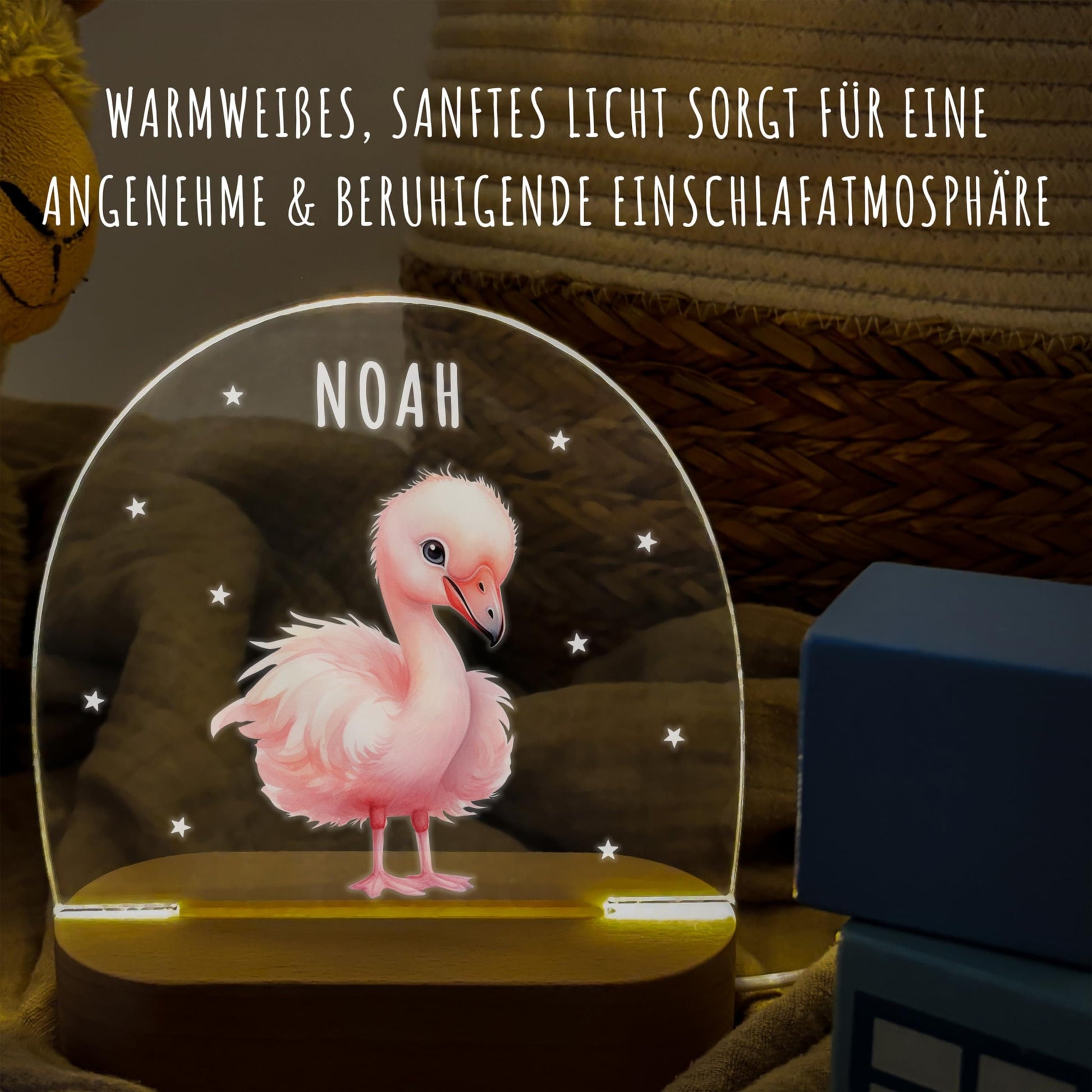 Nachtlicht personalisiert für Kinder & Baby Flamingo Babyzimmer Deko Kinderzimmer Nachtlampe Mädchen Jungen Inkl. Holzfuß und Netzteil