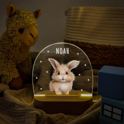 Nachtlicht personalisiert für Kinder & Baby Hase Babyzimmer Deko Kinderzimmer Nachtlampe Mädchen Jungen Inkl. Holzfuß und Netzteil