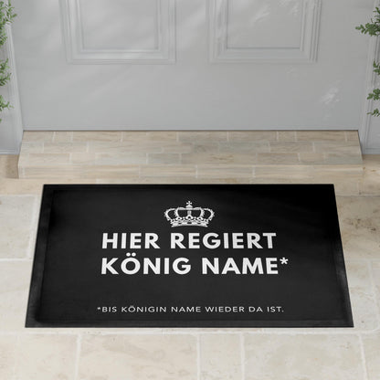 Lustige Fußmatte personalisiert König Königin Wohnung Einweihungsgeschenk witzig Geschenk zum Einzug Schmutzfangmatte für Innen 60x40 cm