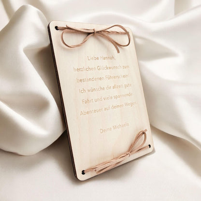 Tankgutschein Geschenk Geldgeschenk Tanken Geburtstag personalisierte Geld Verpackung Spritgeld Geschenkkarte Holz 12x17 cm