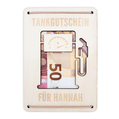 Tankgutschein Geschenk Geldgeschenk Tanken Geburtstag personalisierte Geld Verpackung Spritgeld Geschenkkarte Holz 12x17 cm