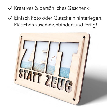 Zeit statt Zeug Wunscherfüller personalisierter Geschenkgutschein Verpackung Geburtstag Wellness Reisegutschein Geschenkkarte Holz 12x17 cm
