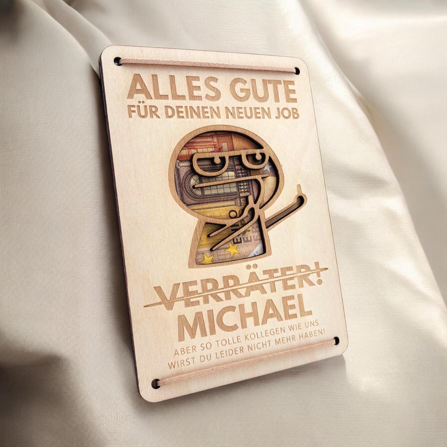 Abschiedsgeschenk Kollege personalisiertes Geschenk Kollegin Jobwechsel Verräter Geldgeschenk Verpackung Geschenkkarte aus Holz 12x17 cm