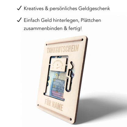 Tankgutschein Geschenk Geldgeschenk Tanken Geburtstag personalisierte Geld Verpackung Spritgeld Geschenkkarte Holz 12x17 cm