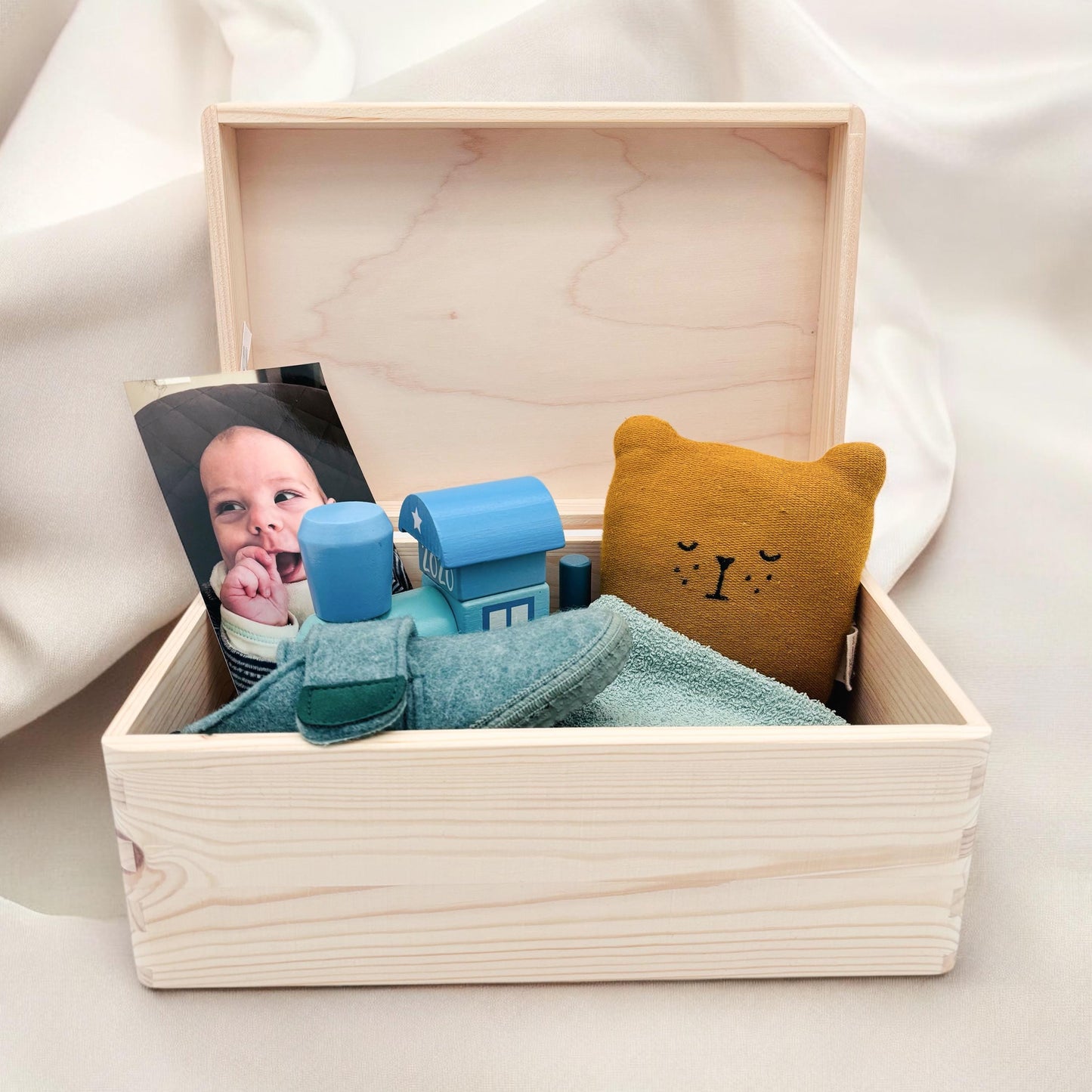 Erinnerungskiste Baby Erdmännchen Holzkiste personalisierte Erinnerungsbox Geschenk Geburt Geburtsgeschenk 30x20x13 cm