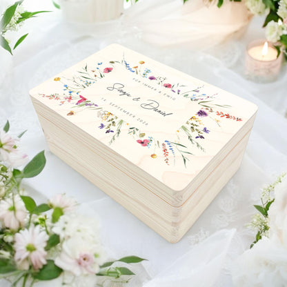 Erinnerungsbox Hochzeit personalisierte Erinnerungskiste Hochzeitsgeschenk für Brautpaar Holzkiste Geschenkkiste Geschenkbox 30x20x13 cm