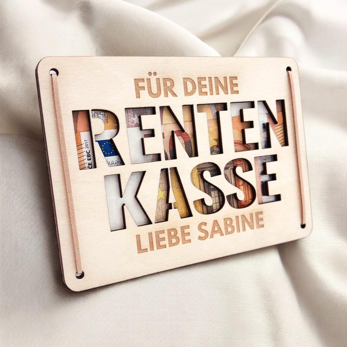 Rente Geldgeschenk personalisiertes Renteneintritt Geschenk Rentner Rentenkasse Abschiedsgeschenk Kollegen Geschenkkarte aus Holz 12x17 cm