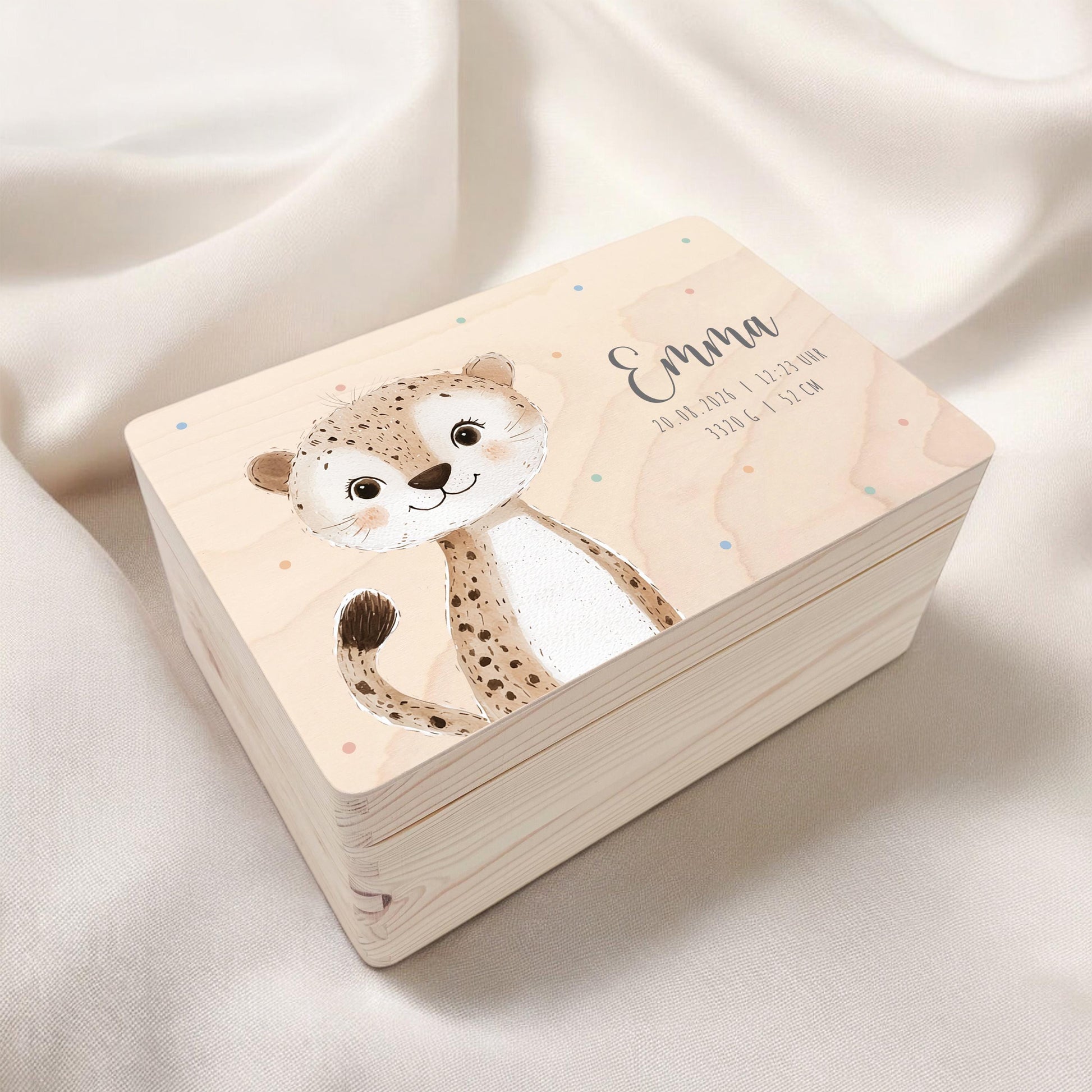 Erinnerungskiste Baby Leopard Holzkiste personalisierte Erinnerungsbox Mädchen Junge Geschenk Geburt Geburtsgeschenk 30x20x13 cm