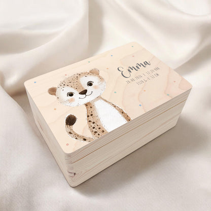 Erinnerungskiste Baby Leopard Holzkiste personalisierte Erinnerungsbox Mädchen Junge Geschenk Geburt Geburtsgeschenk 30x20x13 cm