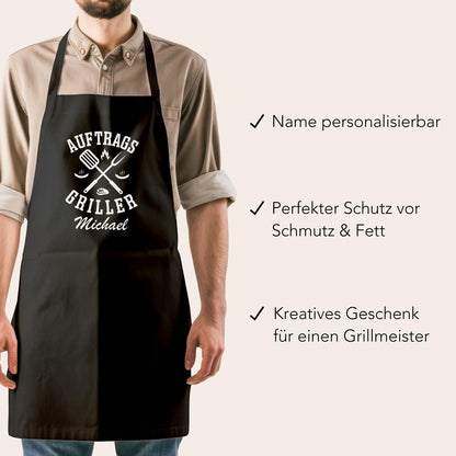 Grillschürze Mann personalisiert Auftragsgriller Kochschürze Herren lustiges Grillzubehör Geschenk Grillgeschenk Männer Schürze Schwarz