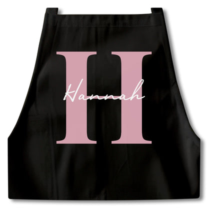 Kochschürze Damen Schürze personalisiert Geschenk für Mama Oma Frauen Küchenschürze Buchstabe Überwurfschürze Backschürze Schwarz