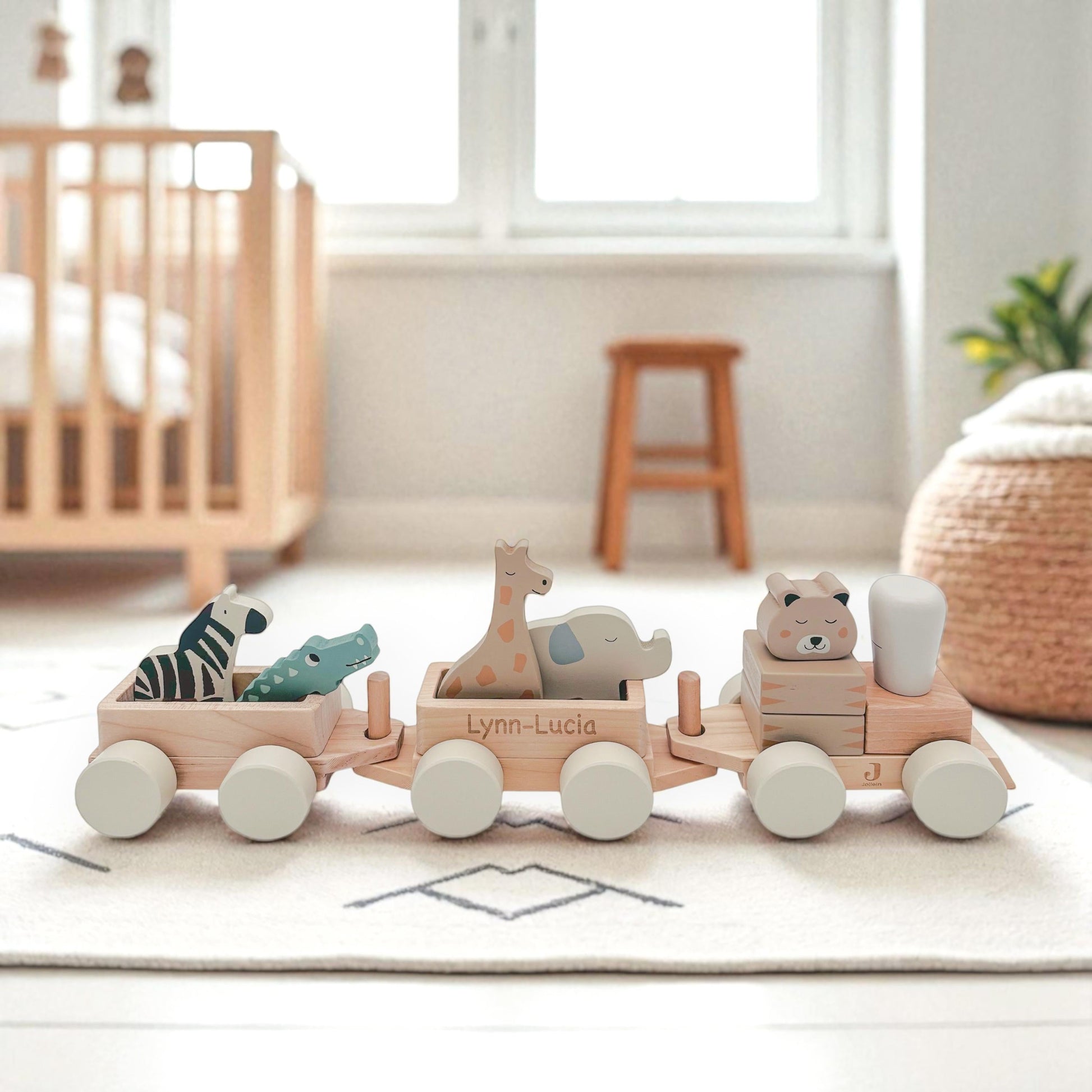 Holzzug mit Namen personalisiert Holzeisenbahn Geburt Geburtsgeschenk Jungen Mädchen Zug aus Holz Baby Geschenk Holzspielzeug