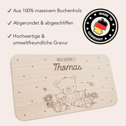 Frühstücksbrettchen personalisiert Hier krümelt Brettchen Holz Holzbrett für Kinder Geschenk Baby Geburtsgeschenk Frühstücksbrett mit Gravur
