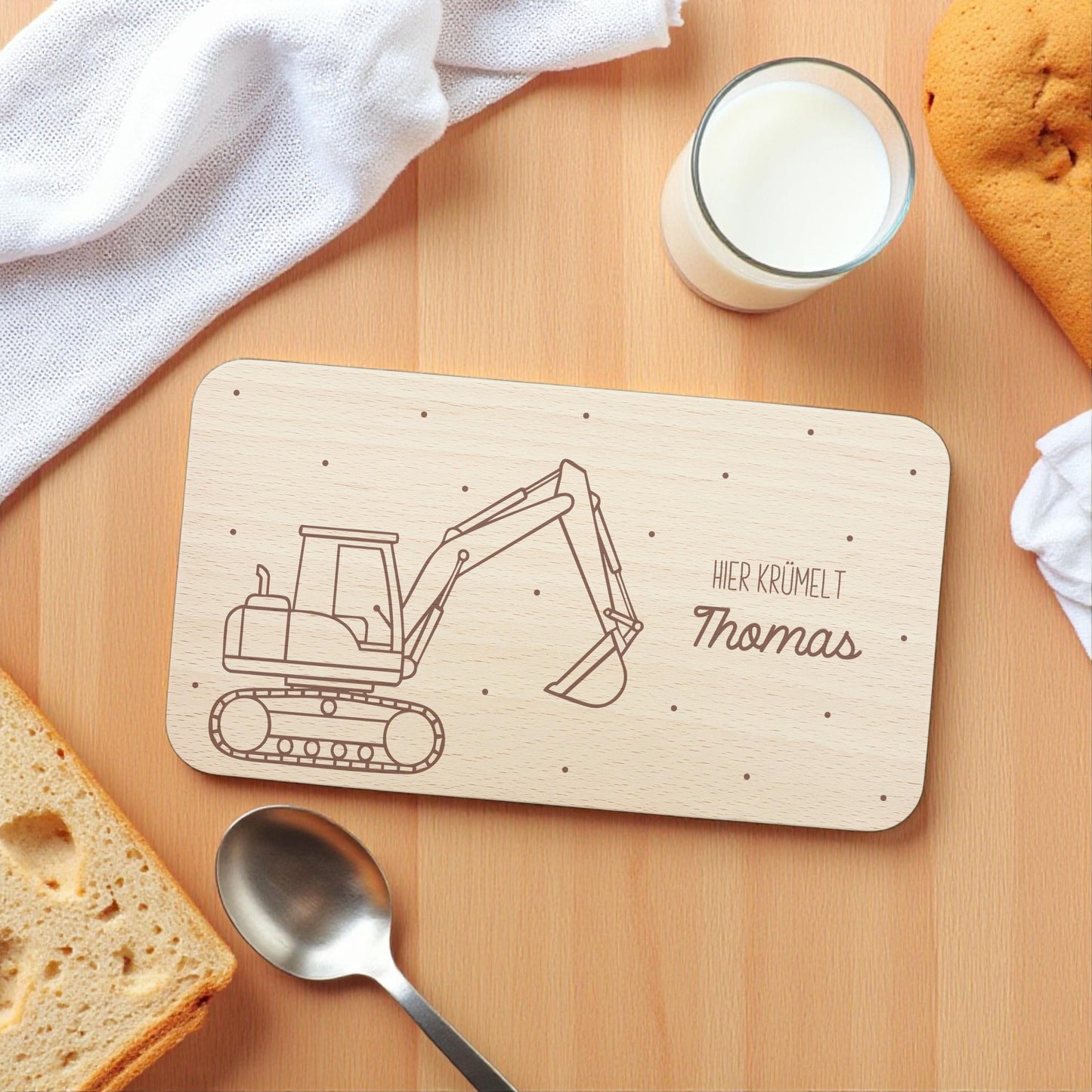 Frühstücksbrettchen Bagger Holz personalisiert Holzbrett für Jungen Geschenk Baby Holzbrettchen Brettchen Frühstücksbrett mit Gravur