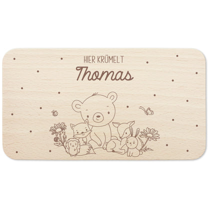 Frühstücksbrettchen personalisiert Hier krümelt Brettchen Holz Holzbrett für Kinder Geschenk Baby Geburtsgeschenk Frühstücksbrett mit Gravur