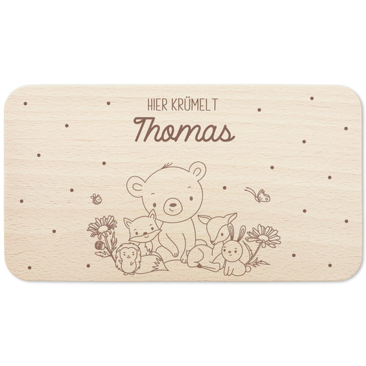 Frühstücksbrettchen personalisiert Hier krümelt Brettchen Holz Holzbrett für Kinder Geschenk Baby Geburtsgeschenk Frühstücksbrett mit Gravur