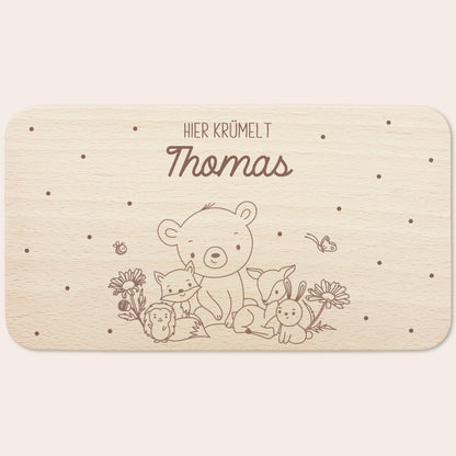 Frühstücksbrettchen personalisiert Hier krümelt Brettchen Holz Holzbrett für Kinder Geschenk Baby Geburtsgeschenk Frühstücksbrett mit Gravur