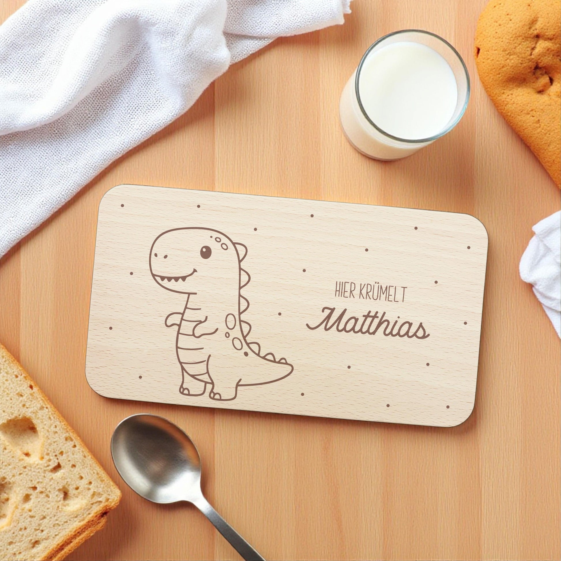 Frühstücksbrettchen Dino personalisiert Dinosaurier Holzbrett für Jungen Geschenk Baby Taufgeschenk Holzbrettchen Frühstücksbrett mit Gravur