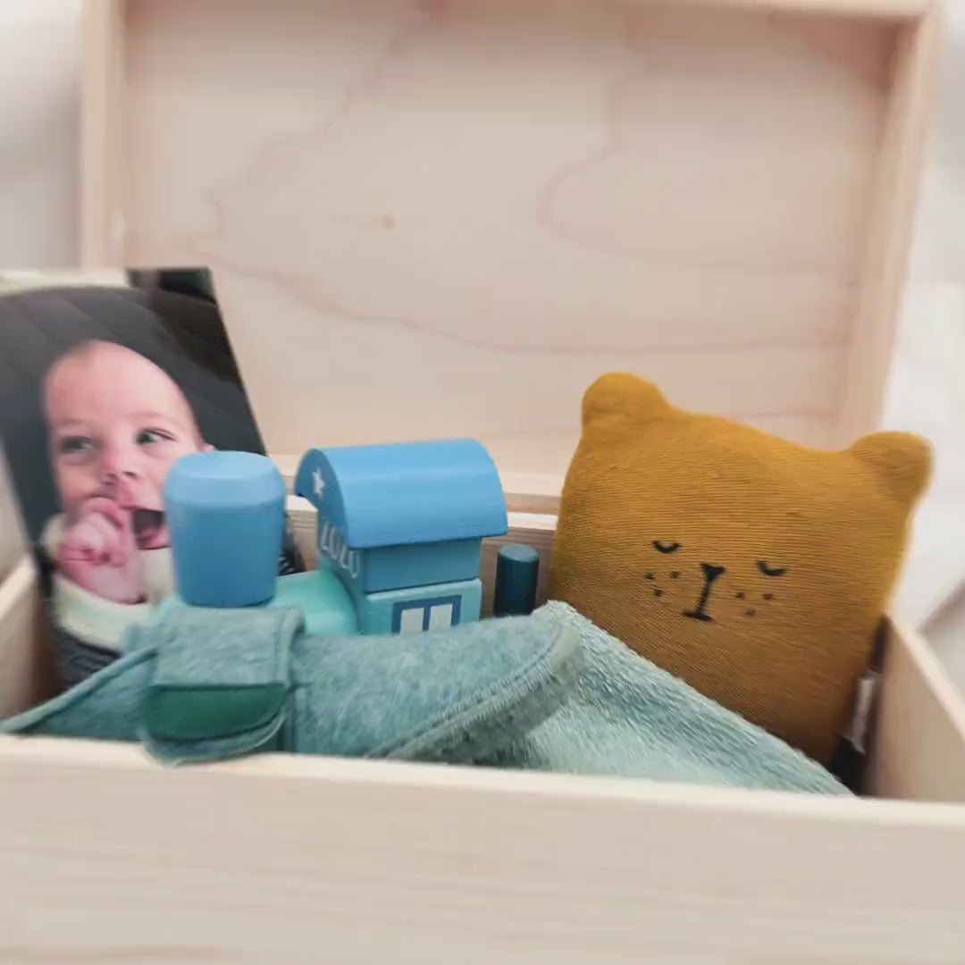 Erinnerungskiste Baby Eule Holzkiste personalisierte Erinnerungsbox Mädchen Junge Geschenk Geburt Geburtsgeschenk 30x20x13 cm