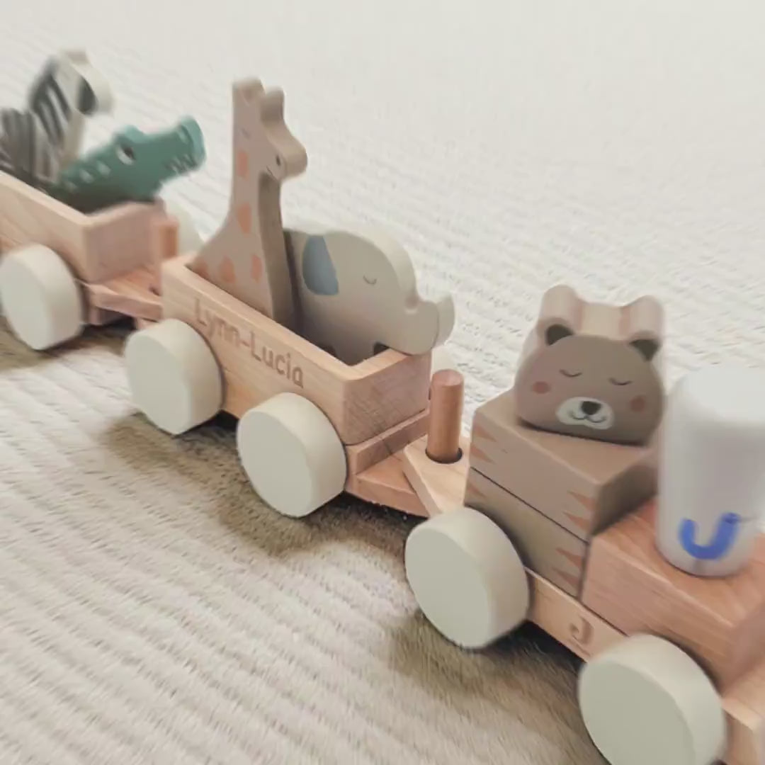 Holzzug mit Namen personalisiert Holzeisenbahn Geburt Geburtsgeschenk Jungen Mädchen Zug aus Holz Baby Geschenk Holzspielzeug