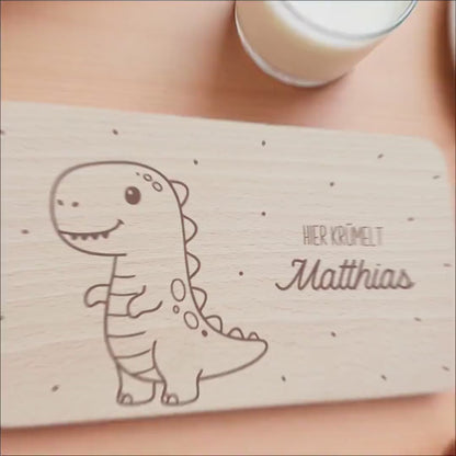 Frühstücksbrettchen Dino personalisiert Dinosaurier Holzbrett für Jungen Geschenk Baby Taufgeschenk Holzbrettchen Frühstücksbrett mit Gravur