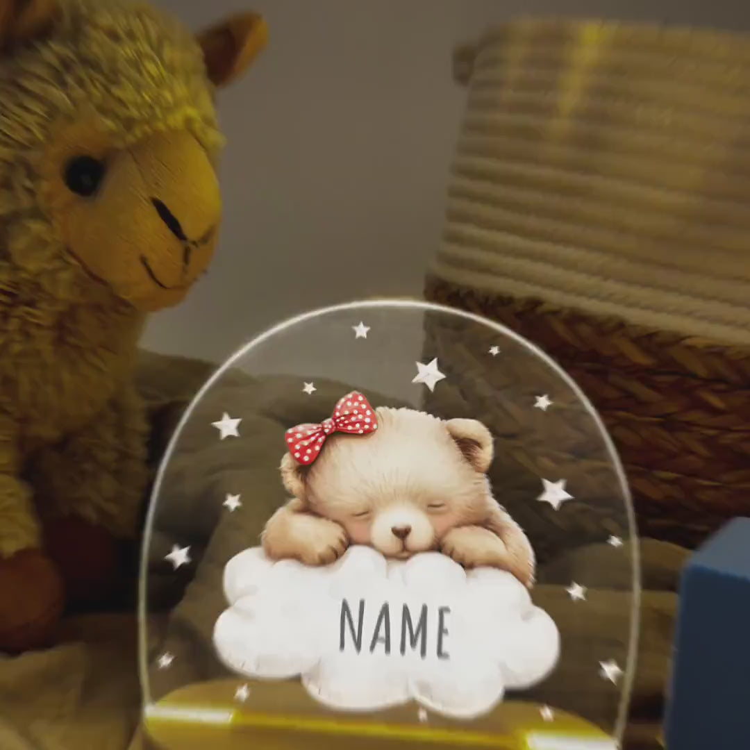 Nachtlicht Baby Kinder personalisiert Geschenk zur Geburt Babyzimmer Deko Bär Kinderzimmer Nachtlampe Inkl. Holzfuß & Netzteil