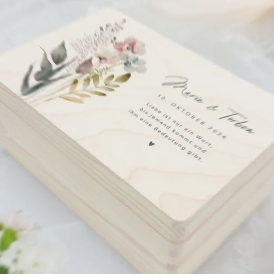 Erinnerungskiste Hochzeit personalisiertes Hochzeitsgeschenk für Brautpaar Holzkiste Erinnerungsbox Geschenkkiste Geschenkbox 30x20x13 cm