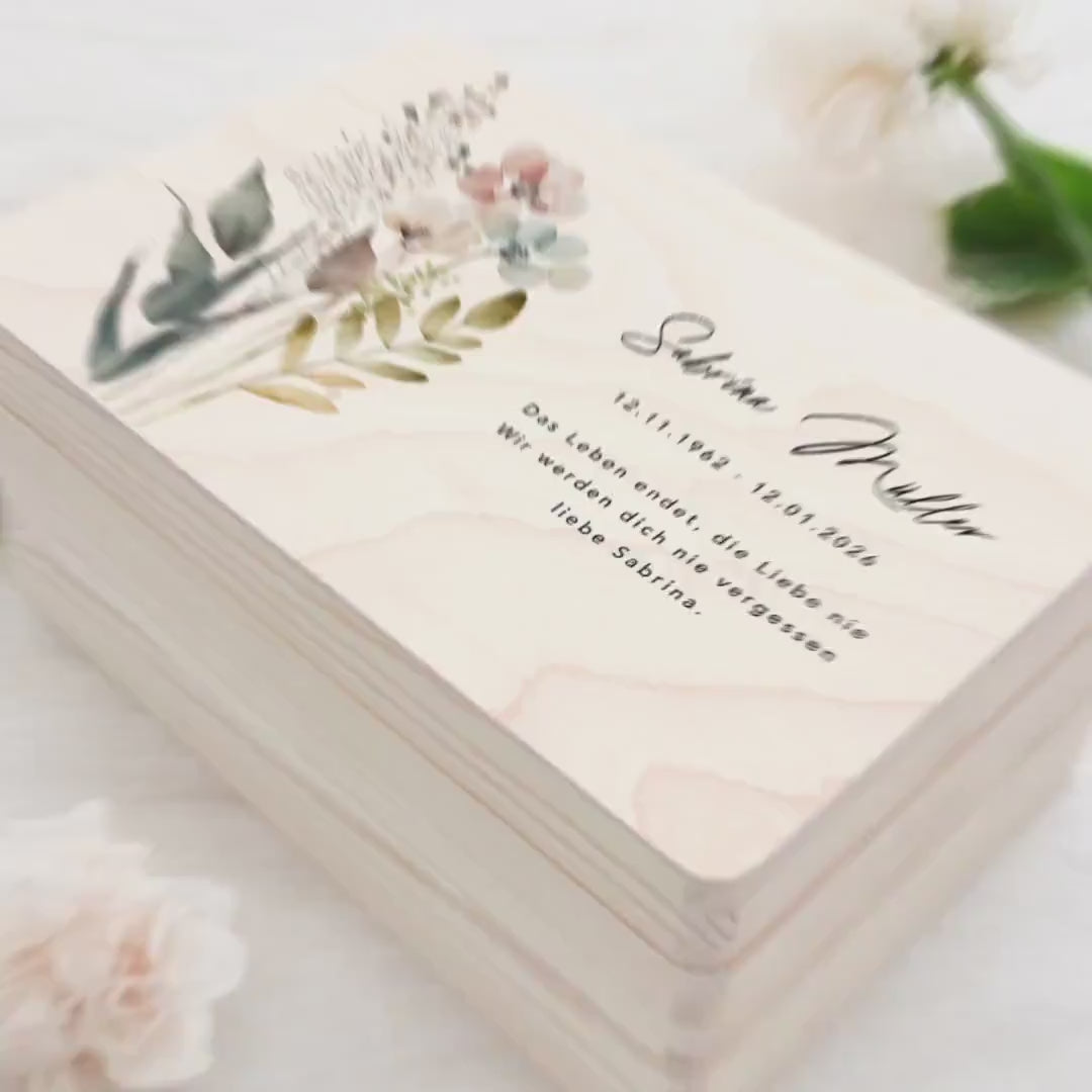 Erinnerungskiste Trauer Trauergeschenk personalisierte Trauerbox Andenken Wildblumen Holzkiste Geschenk Angehörige Holzbox 30x20x13 cm