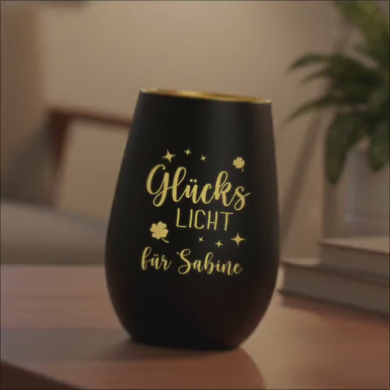 Glückslicht personalisiert Windlicht Glas mit Gravur für Teelicht Kerzenglas Glückskerze Glücksbringer Geschenk (Schwarz)