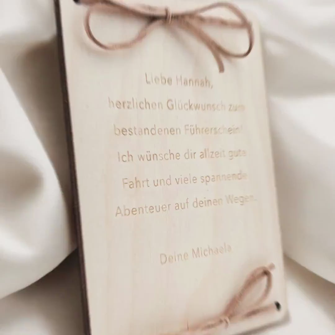 Tankgutschein Geschenk Geldgeschenk Tanken Geburtstag personalisierte Geld Verpackung Spritgeld Geschenkkarte Holz 12x17 cm