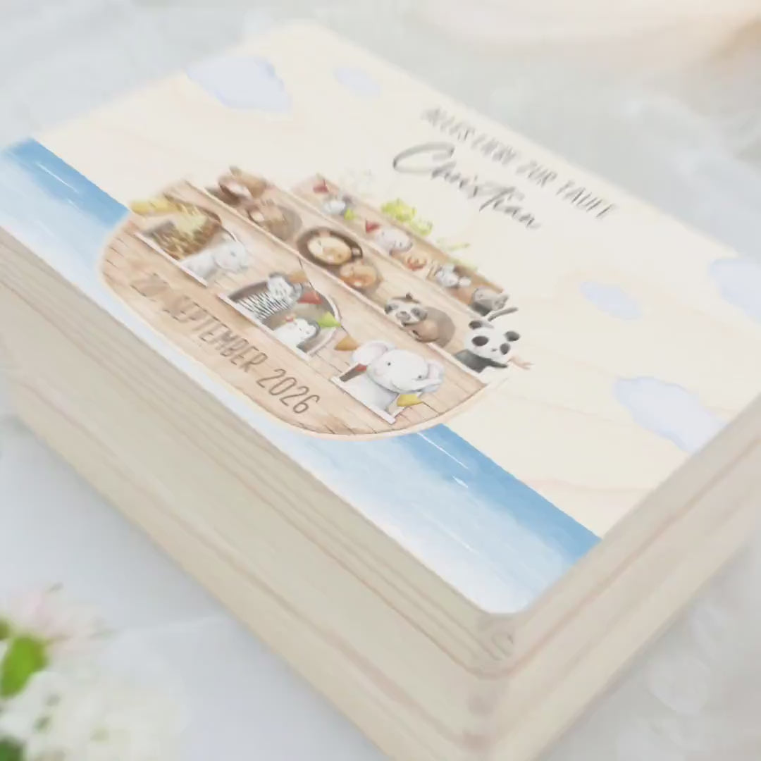 Erinnerungskiste Taufe Geschenk personalisiertes Taufgeschenk Junge Mädchen Arche Noah Taufbox Holzkiste mit Deckel Holzbox 30x20x13 cm