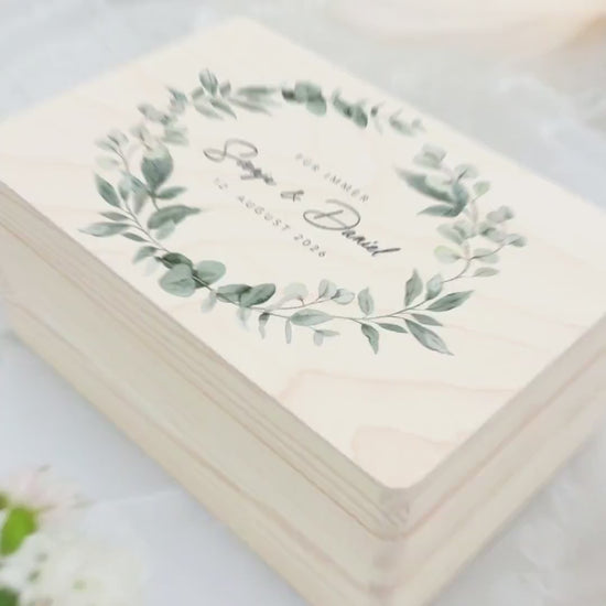 Erinnerungskiste Hochzeit personalisiertes Hochzeitsgeschenk für Brautpaar Holzkiste Erinnerungsbox Geschenkkiste Geschenkbox 30x20x13 cm